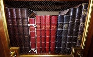 Vingt-cinq ans après, de très anciens livres volés retrouvés à Grenoble
