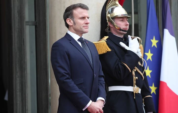 Macron va annoncer « une grande refonte » du service national universel