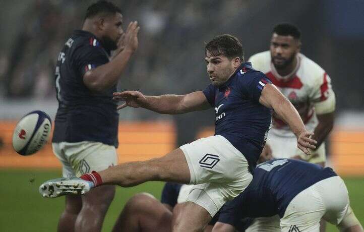 EN DIRECT France - Nouvelle-Zélande : Les Bleus d'Antoine Dupont au défi des All Blacks... Suivez le match avec nous dès 20h45...