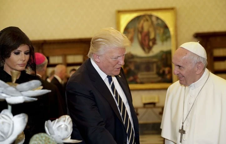 Trump se verrait bien pape mais il soutient surtout un candidat américain