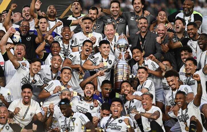 John Textor et Botafogo remportent leur première Copa Libertadores