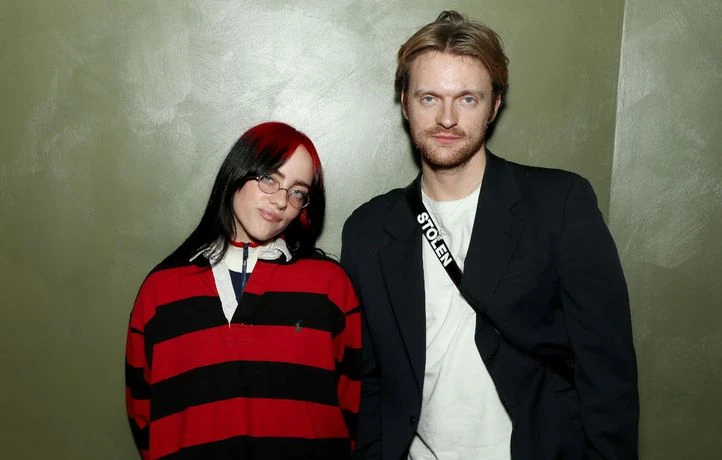Le frère de Billie Eilish est très remonté contre Pitchfork