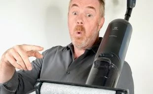 L’Ultimate 800 Wet & Dry aspire et lave, oui, mais pour quel résultat ?