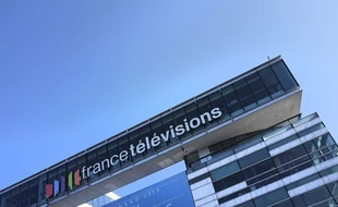 France 4 va « poursuivre sa mission » annonce Emmanuel Macron