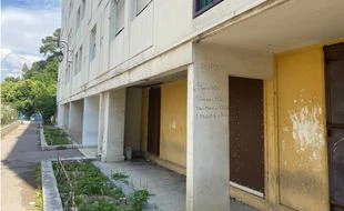 Un réseau démantelé à Nice, 500.000 euros, de la drogue et des armes saisis