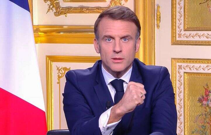 Pourquoi Macron joue (à nouveau) la montre pour choisir son Premier ministre ?