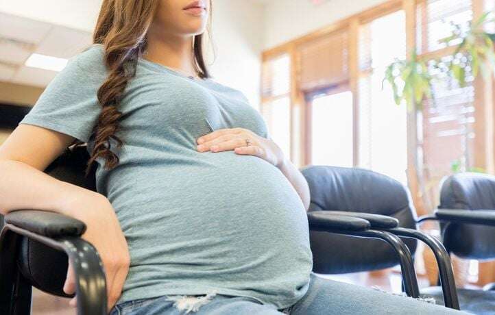 « J’entendais les bébés »… Ces femmes reçues à la maternité pour une fausse couche