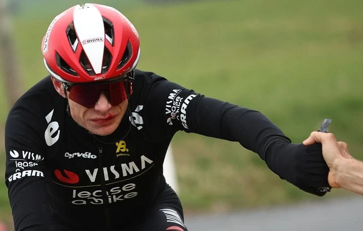 Jonas Vingegaard révèle avoir subi une commotion cérébrale sur Paris-Nice
