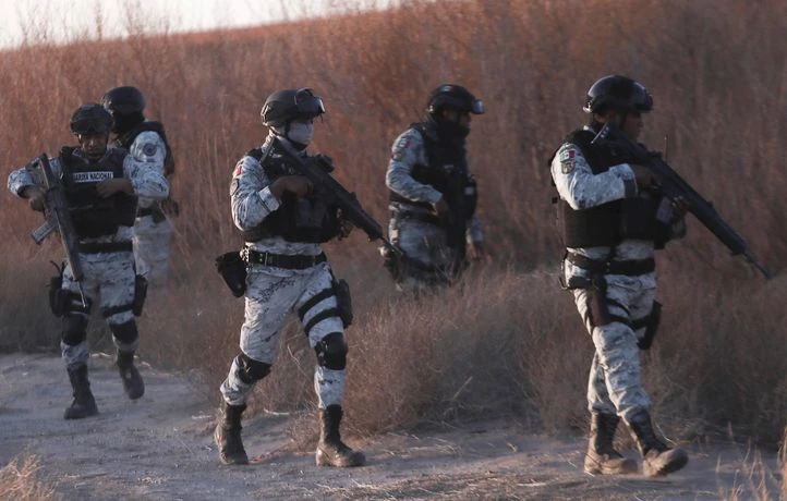 C’est quoi ces « narco-fours crématoires » découverts au Mexique ?