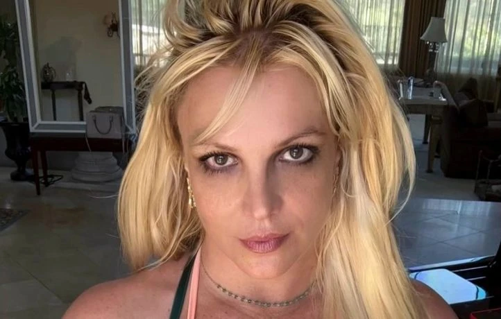 Britney Spears accuse sa mère d’avoir envoyé « illégalement » une ambulance