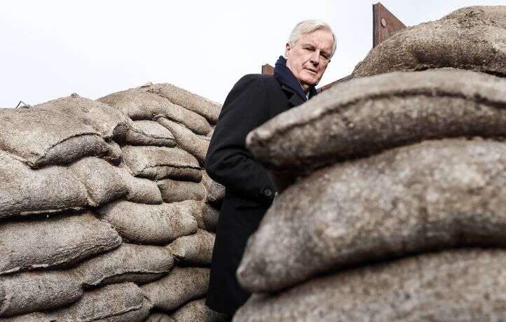 Michel Barnier, « prêt à partir » et n’a « pas d’agenda après Matignon »