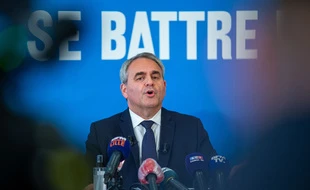 « Beaucoup de réponses sont au sommet de l’Etat », estime Xavier Bertrand