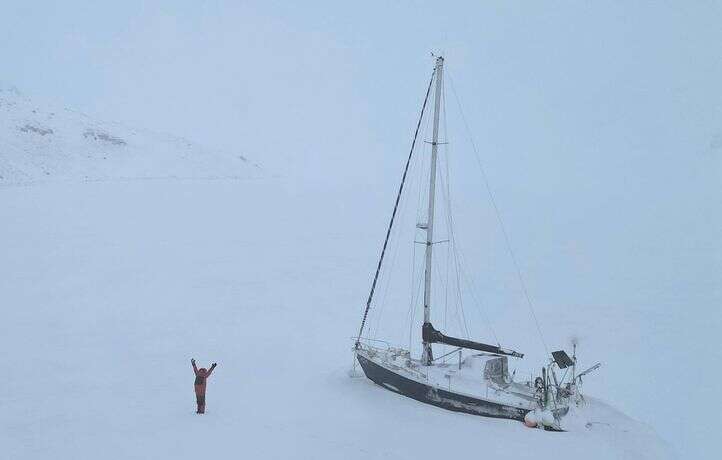 Cette jeune navigatrice a passé dix mois dans la glace du Groenland