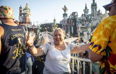 Le festival Tomorrowland refuse de se séparer de ses gobelets en plastique