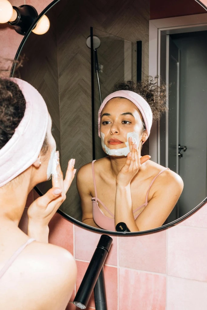 A Dermatologist Told Me To Make These 7 Skincare Resolutions In 2026