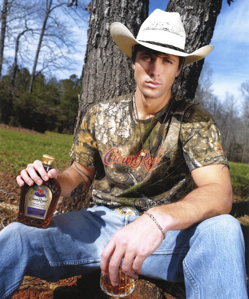 Snake-Wrangling Heartthrob Rob Rausch Talks The Traitors, Camo & Whiskey