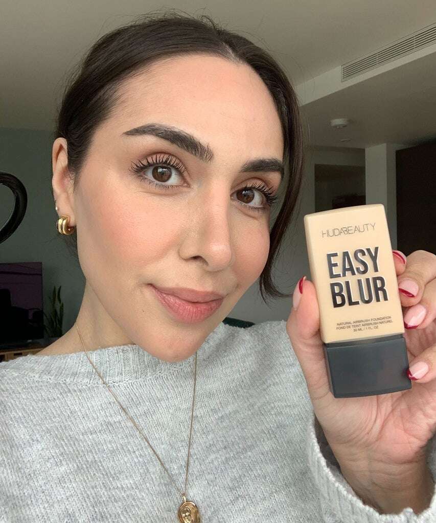 This “Blurring” Foundation Is The First One That Actually Does What It Says