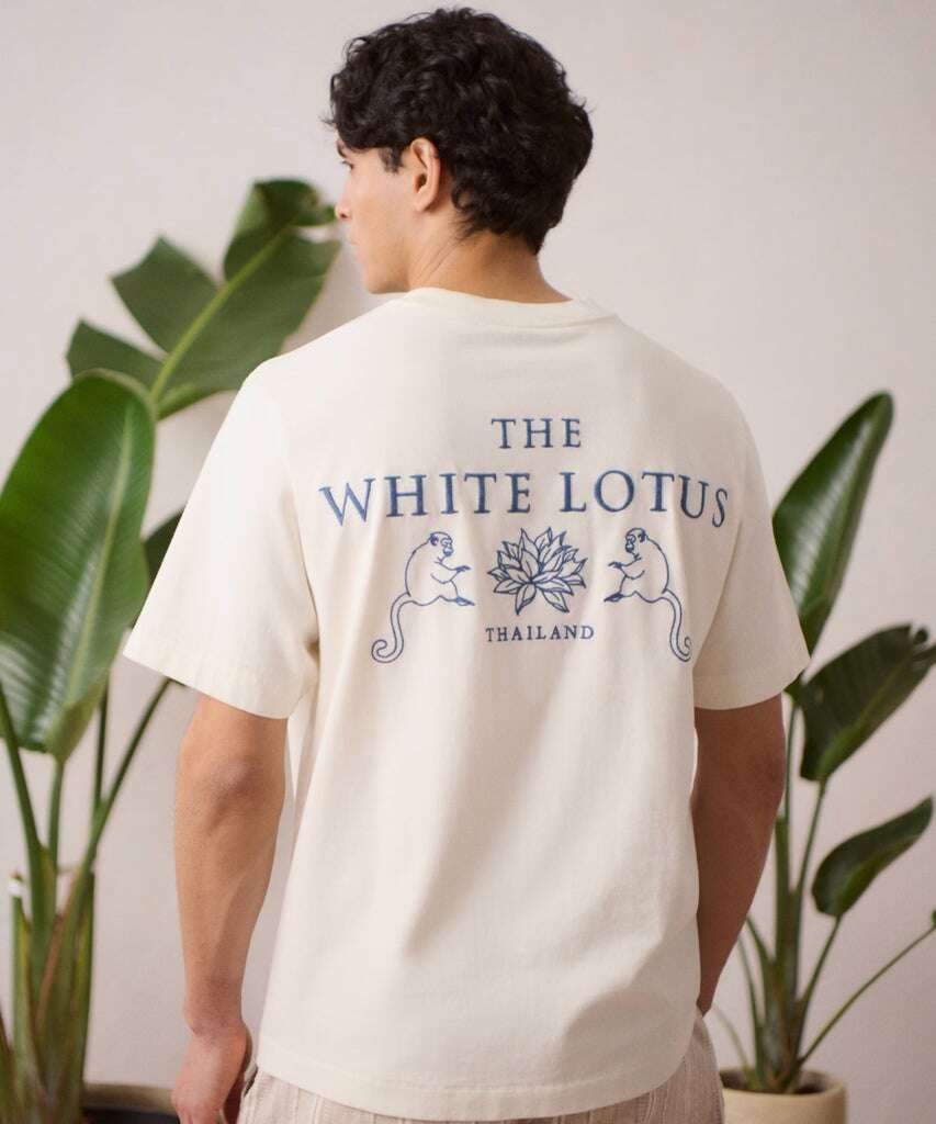 Feel Like A White Lotus Guest In This Abercrombie & Fitch Collab