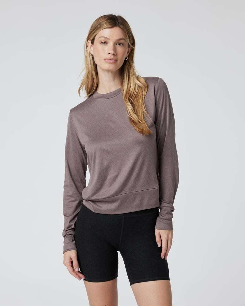 The 18 Best Vuori Styles For Cozy Days In & Active Days Out