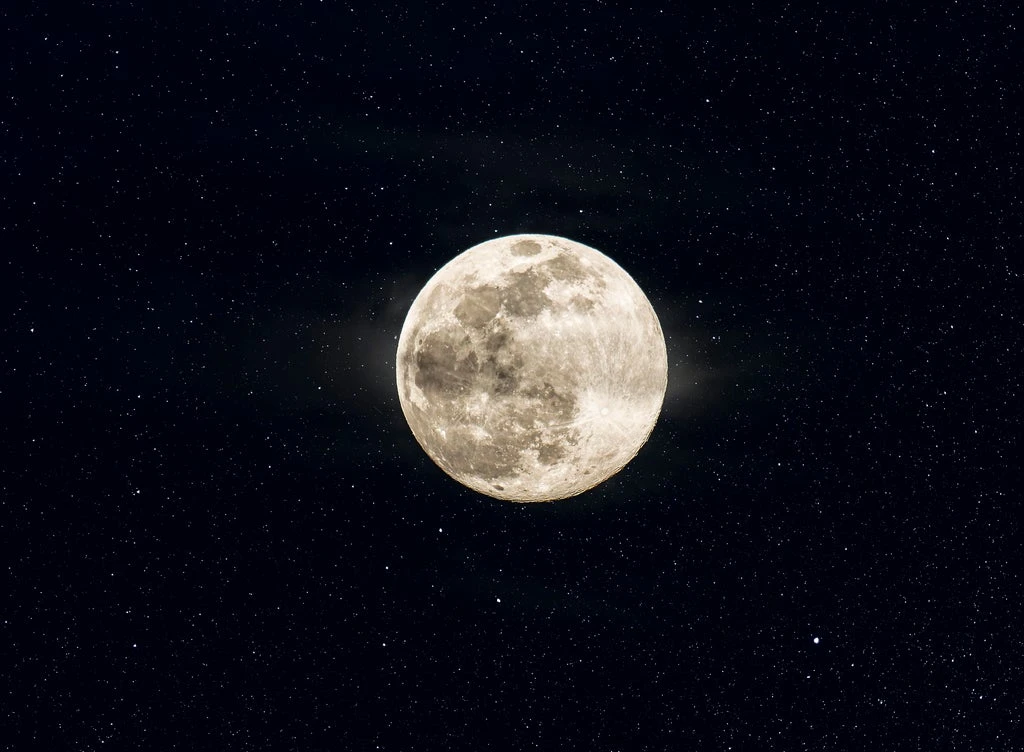 The Full Buck Moon In Aquarius Is Here — & It’ll Be An Enlightening Time For You