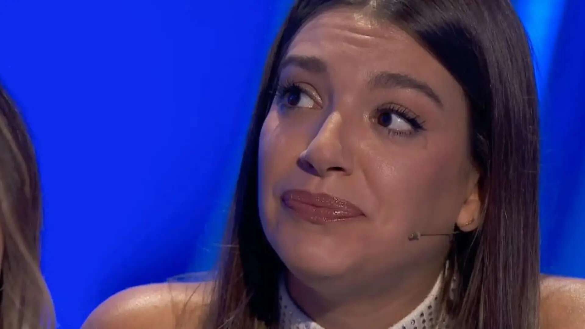 Ana Guerra, sobrepasada, rompe a llorar en el regreso de 'Hay una cosa que te quiero decir': 