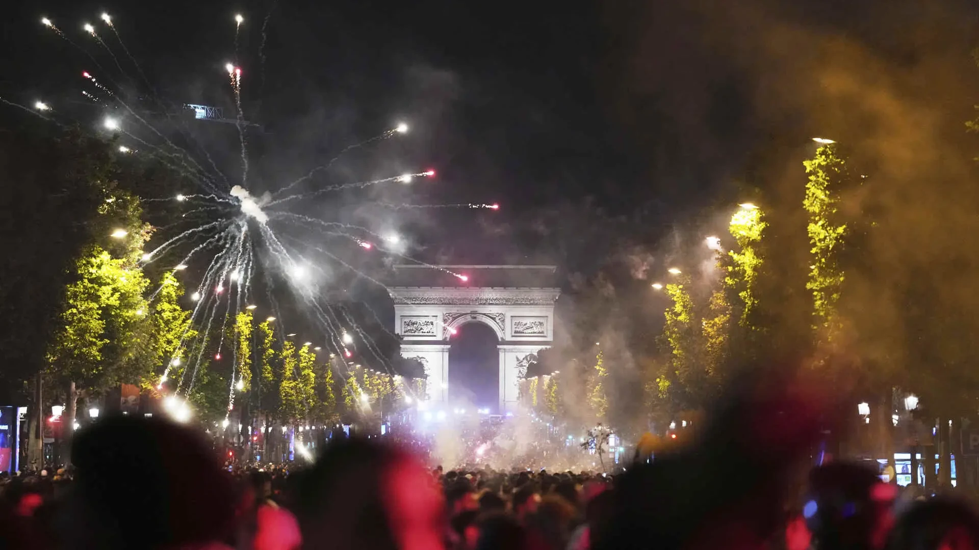 El PSG condena los graves altercados de sus ultras: 