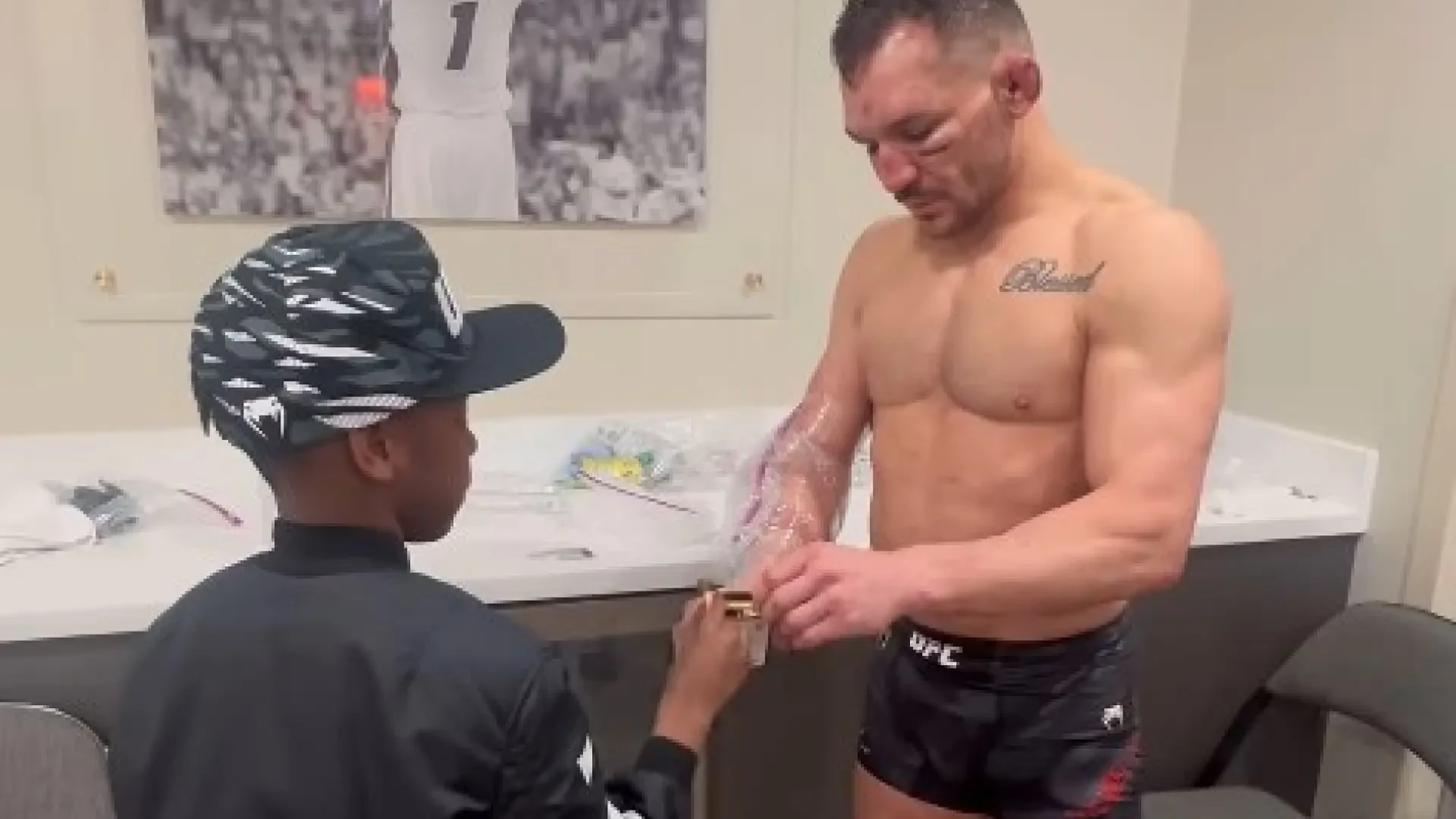 La importante lección de vida de Michael Chandler a su hijo tras perder ante Paddy Pimblet: 