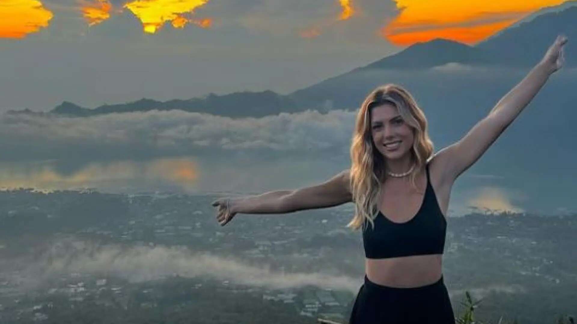 Una influencer que viaja sola por el mundo revela qué popular destino turístico deberías evitar: 