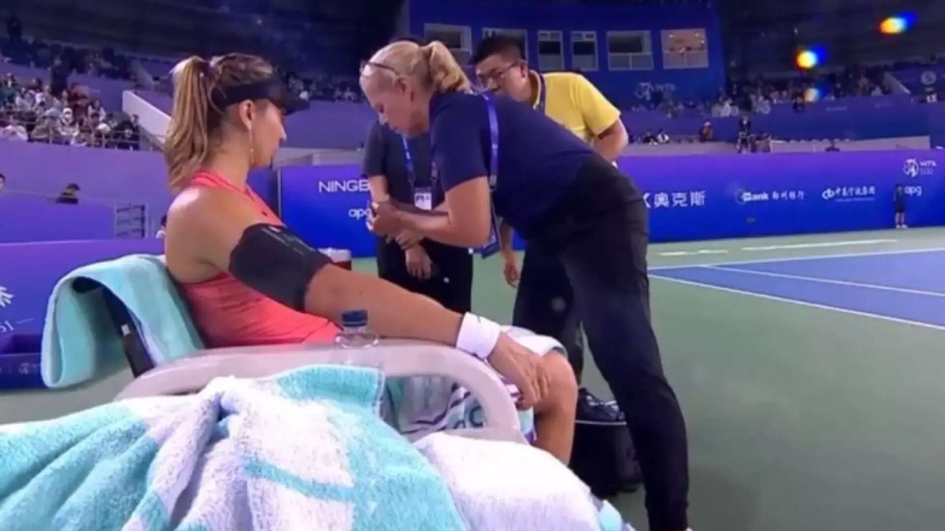 Malas noticias para Paula Badosa: se retira en semifinales de Ningbo por problemas físicos