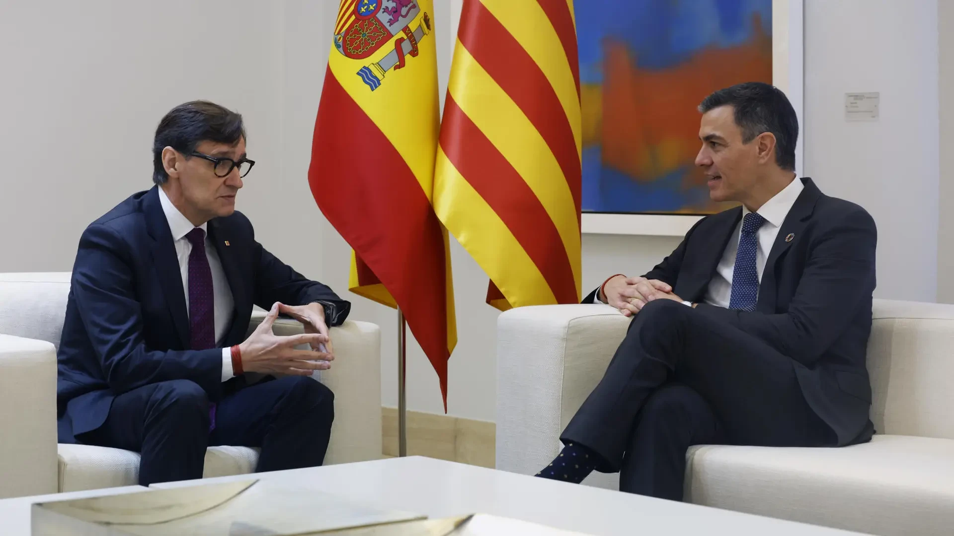 Sánchez e Illa se mantienen como los líderes preferidos para presidir sus gobiernos de manera holgada, según el CEO