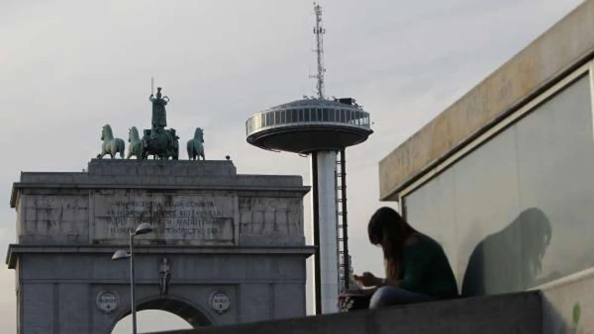 Orquestas dirigidas por público, charlas en el Faro de Moncloa y teatro en cocinas: los actos culturales por todo Madrid