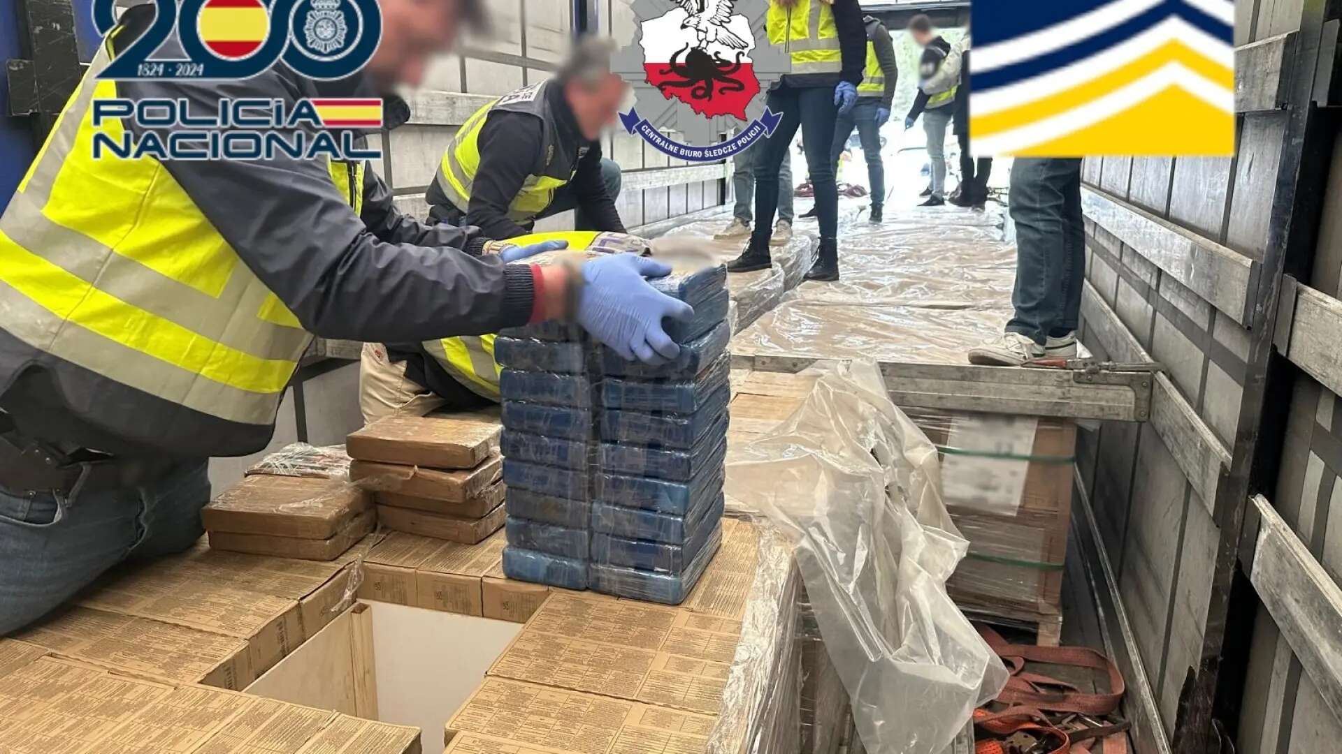 Intervienen 1.300 kilos de cocaína escondida en camiones cerca de Barcelona y en Francia