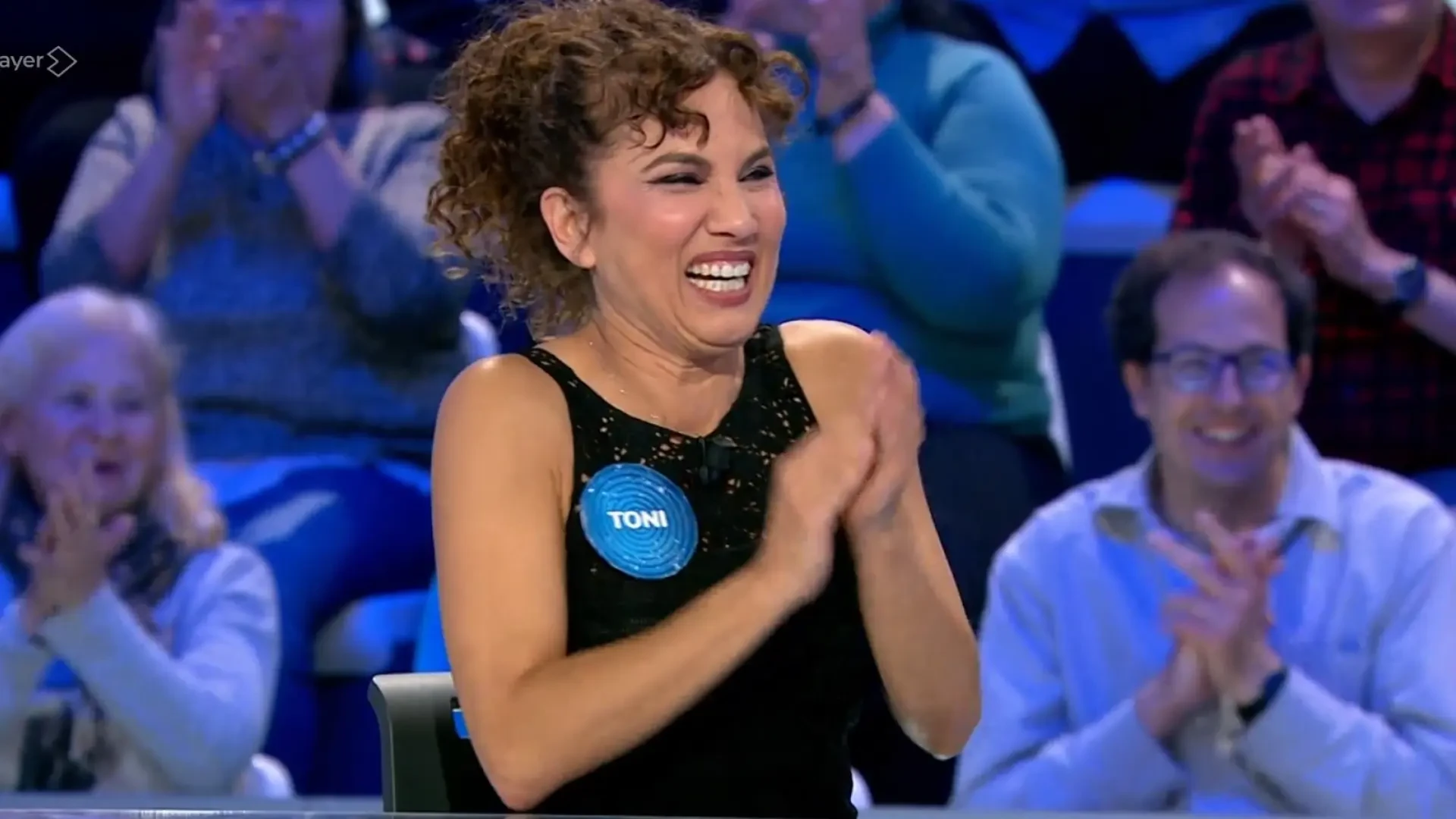 Manu conquista a Toni Acosta con su poema de despedida en 'Pasapalabra': 
