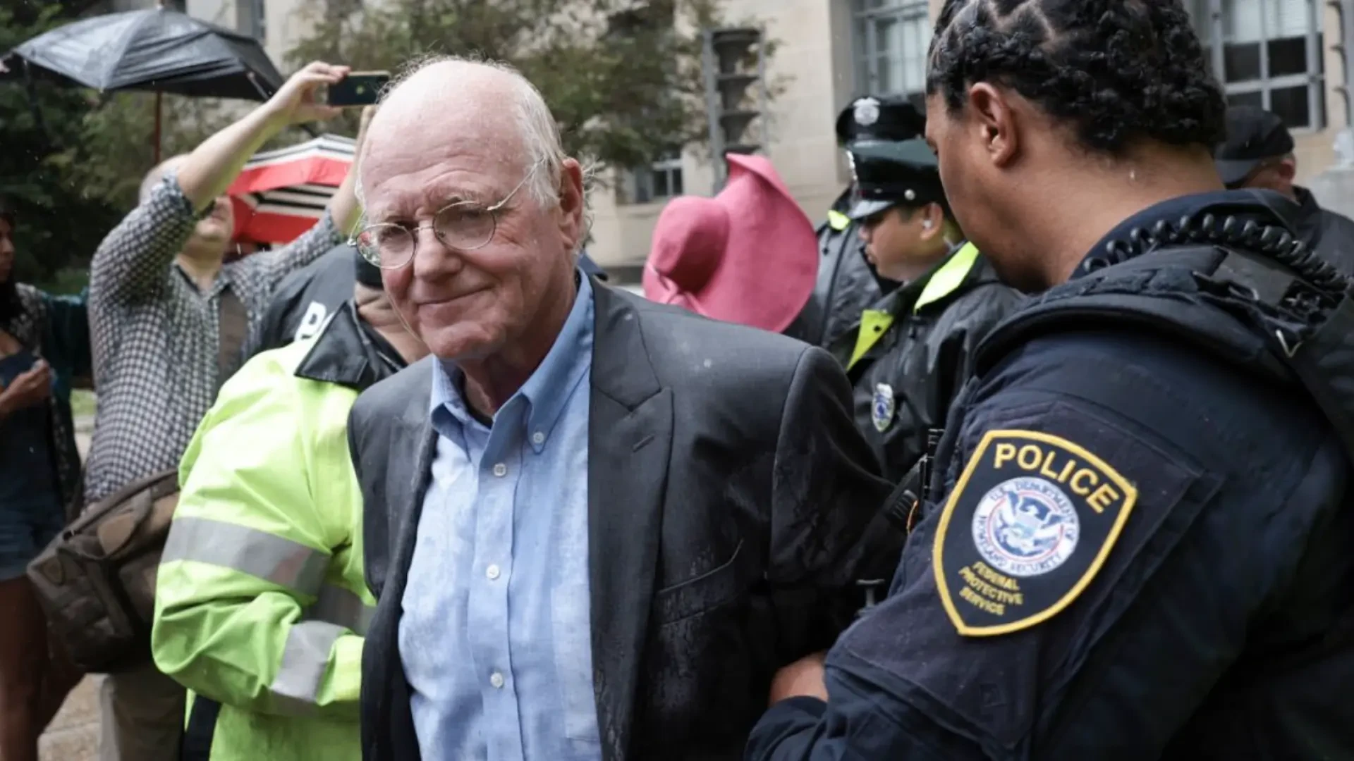 Detienen al cofundador de Ben & Jerry's por protestar contra la guerra en Gaza