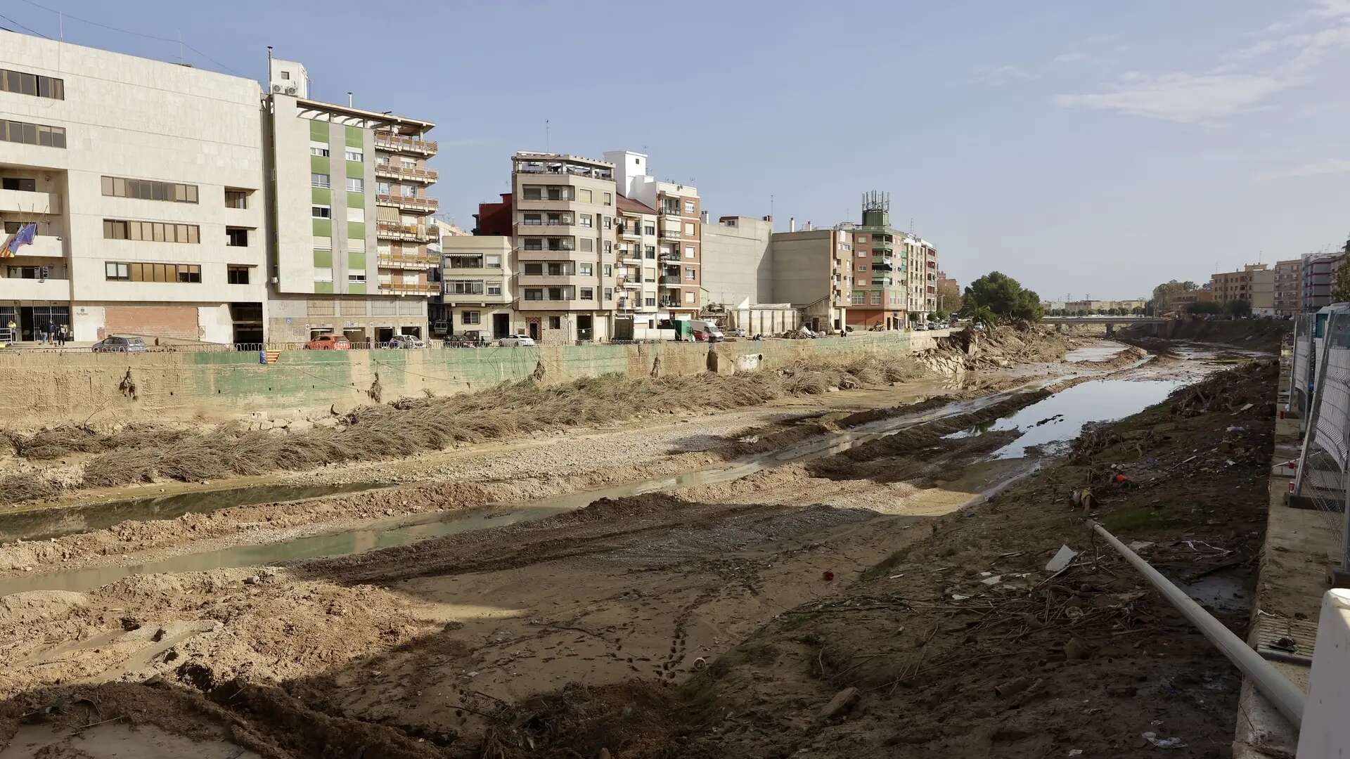 El Gobierno valenciano suspenderá licencias urbanísticas en áreas golpeadas por las riadas para evitar riesgos