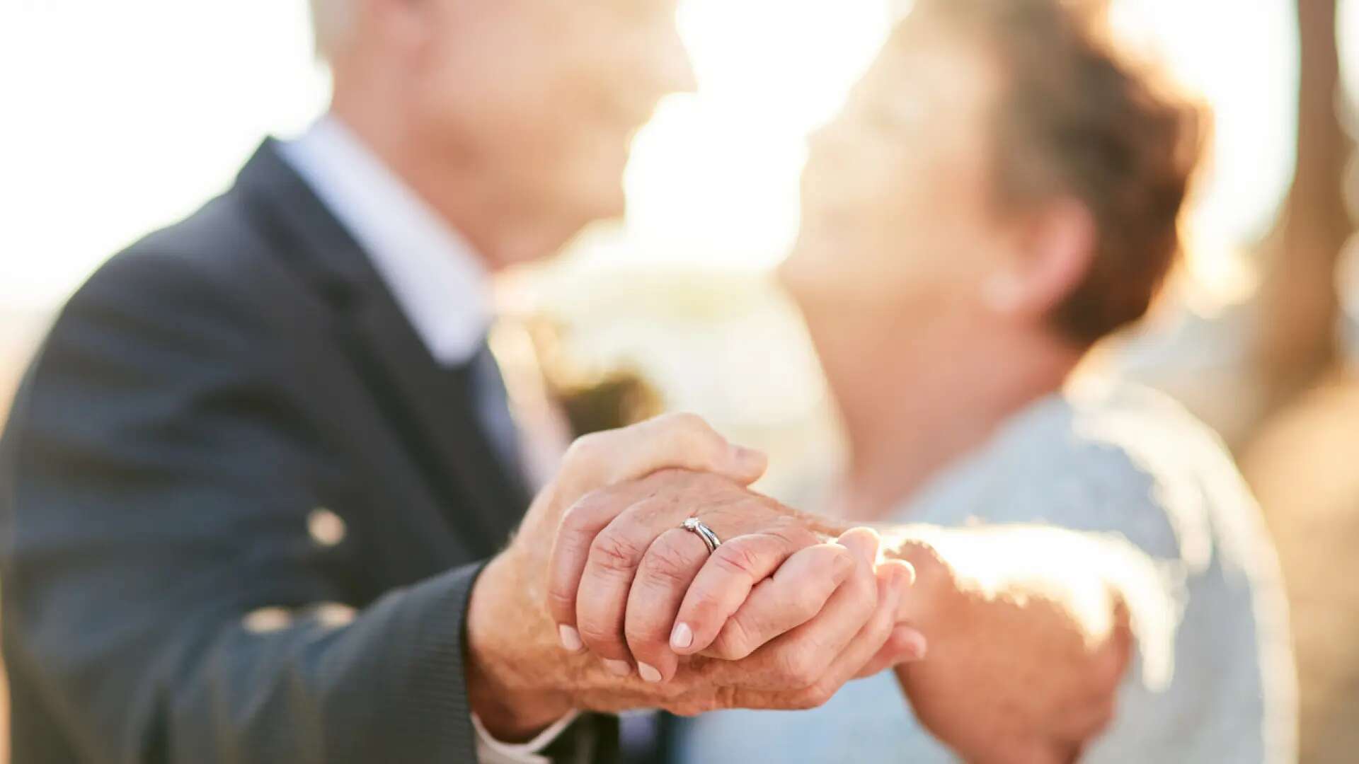 Estar casado aumenta el riesgo de obesidad, especialmente en los hombres, según un estudio