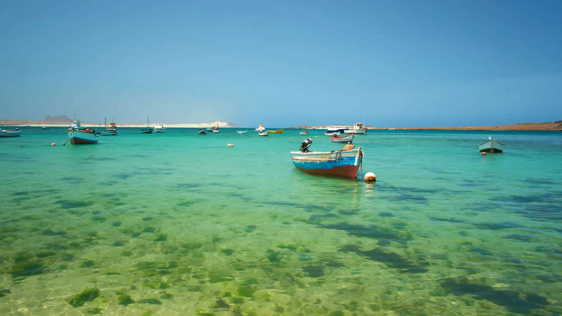 Adiós Islas Canarias: el nuevo destino elegido por la prensa británica como alternativa a España