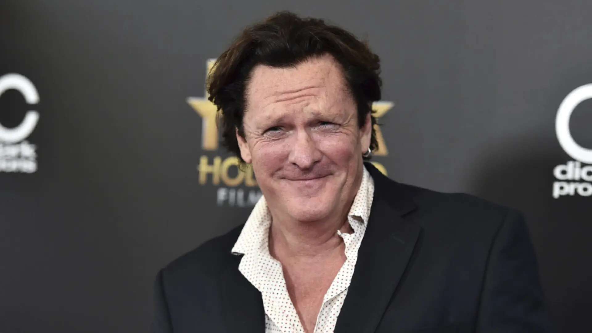 Michael Madsen solicita el divorcio de su esposa acusándola de ser responsable del suicidio de su hijo