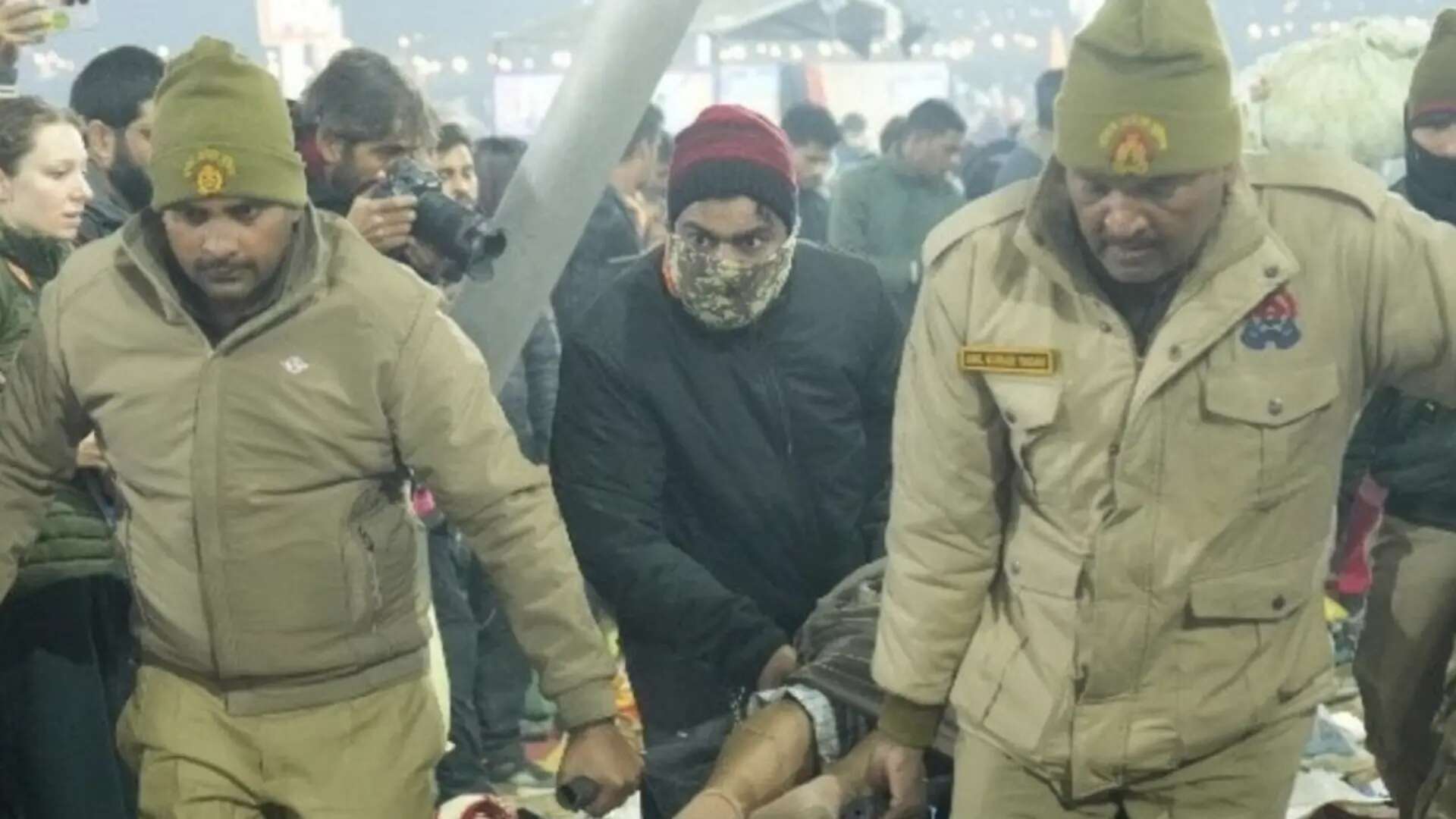 Varios heridos por una estampida en el macrofestival hindú de Kumbh Mela