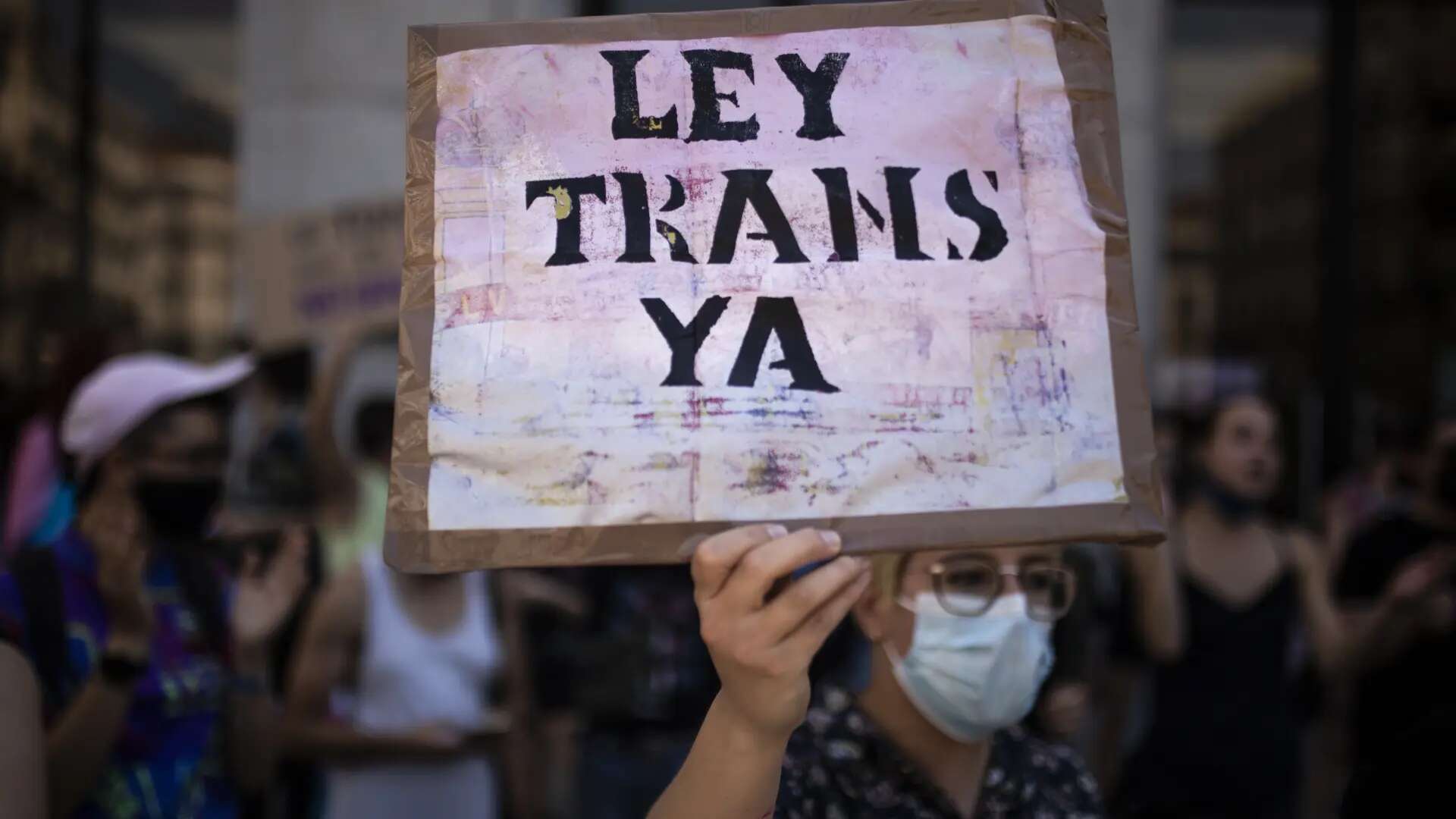 La Fiscalía pide dos años de prisión para una activista trans por una supuesta agresión a un agente de los Mossos d'Esquadra