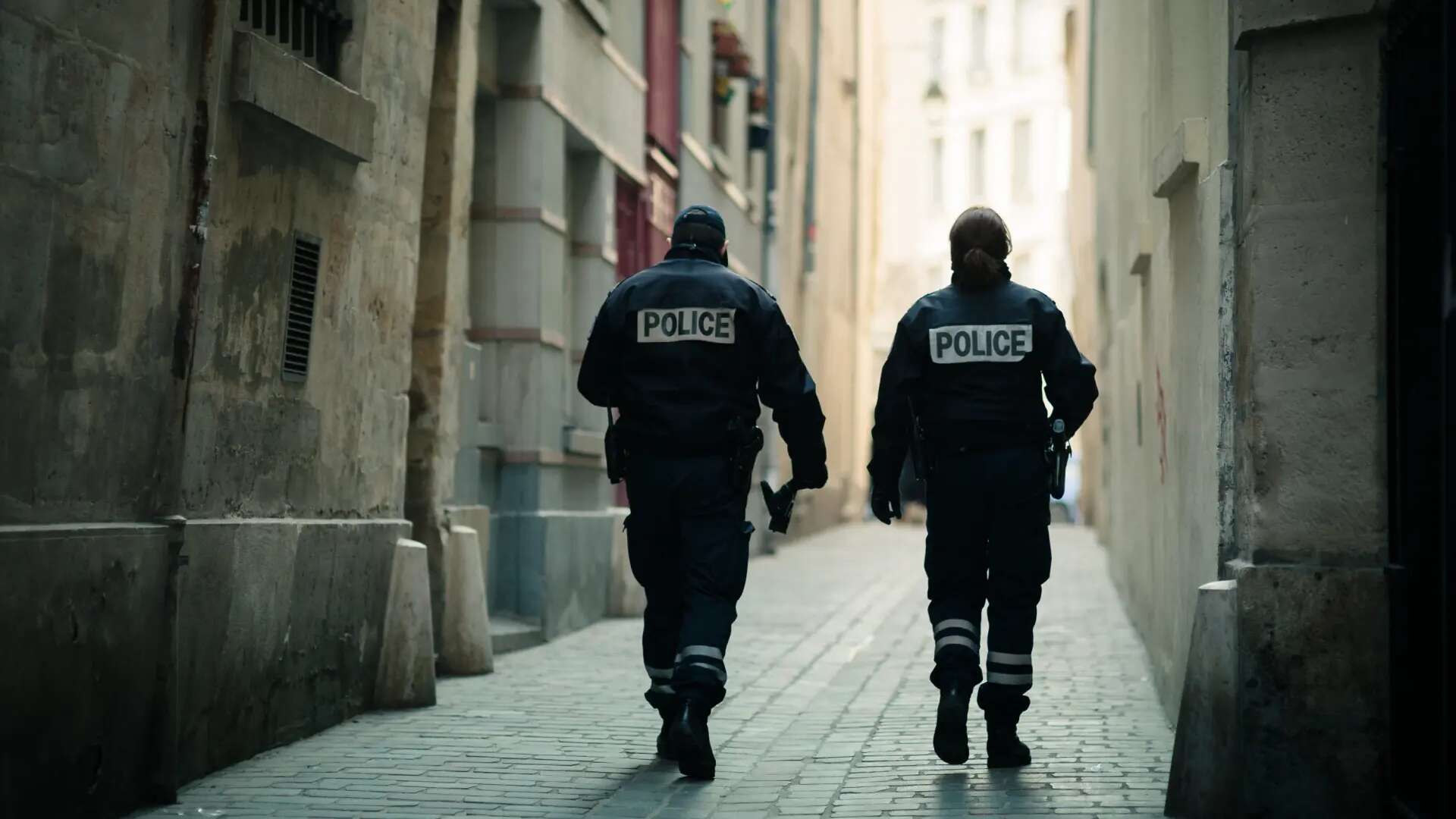 Abatido un hombre en París tras intentar atacar a varios agentes de la Policía francesa con dos catanas