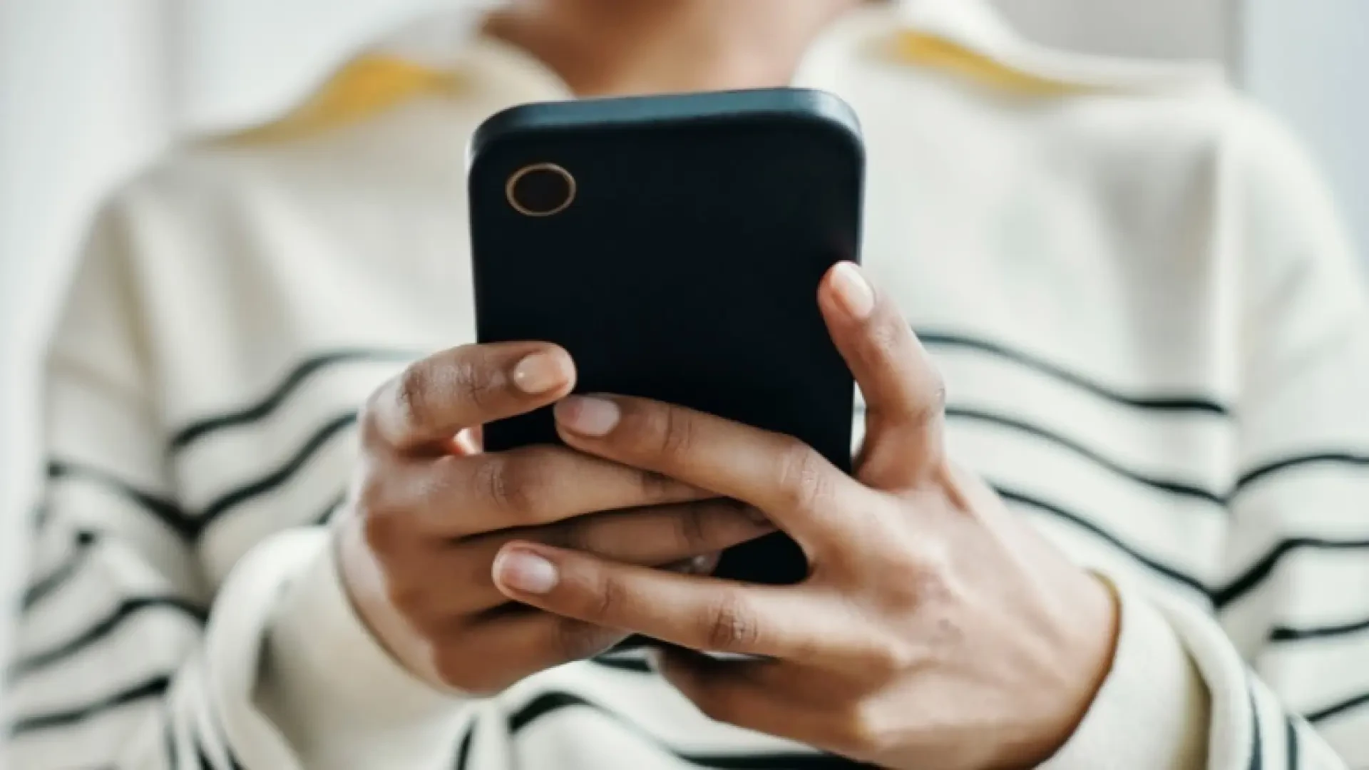 La nueva app europea para verificar la edad se prueba en España: cómo funciona, a qué tipo de webs afecta...