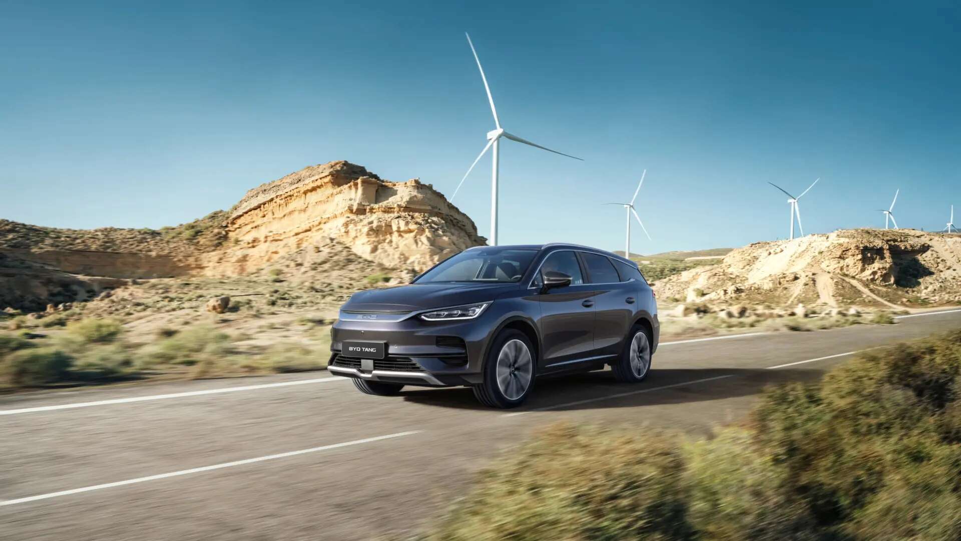 BYD renueva su Tang, un SUV 100% eléctrico de 7 plazas y 517 CV de potencia