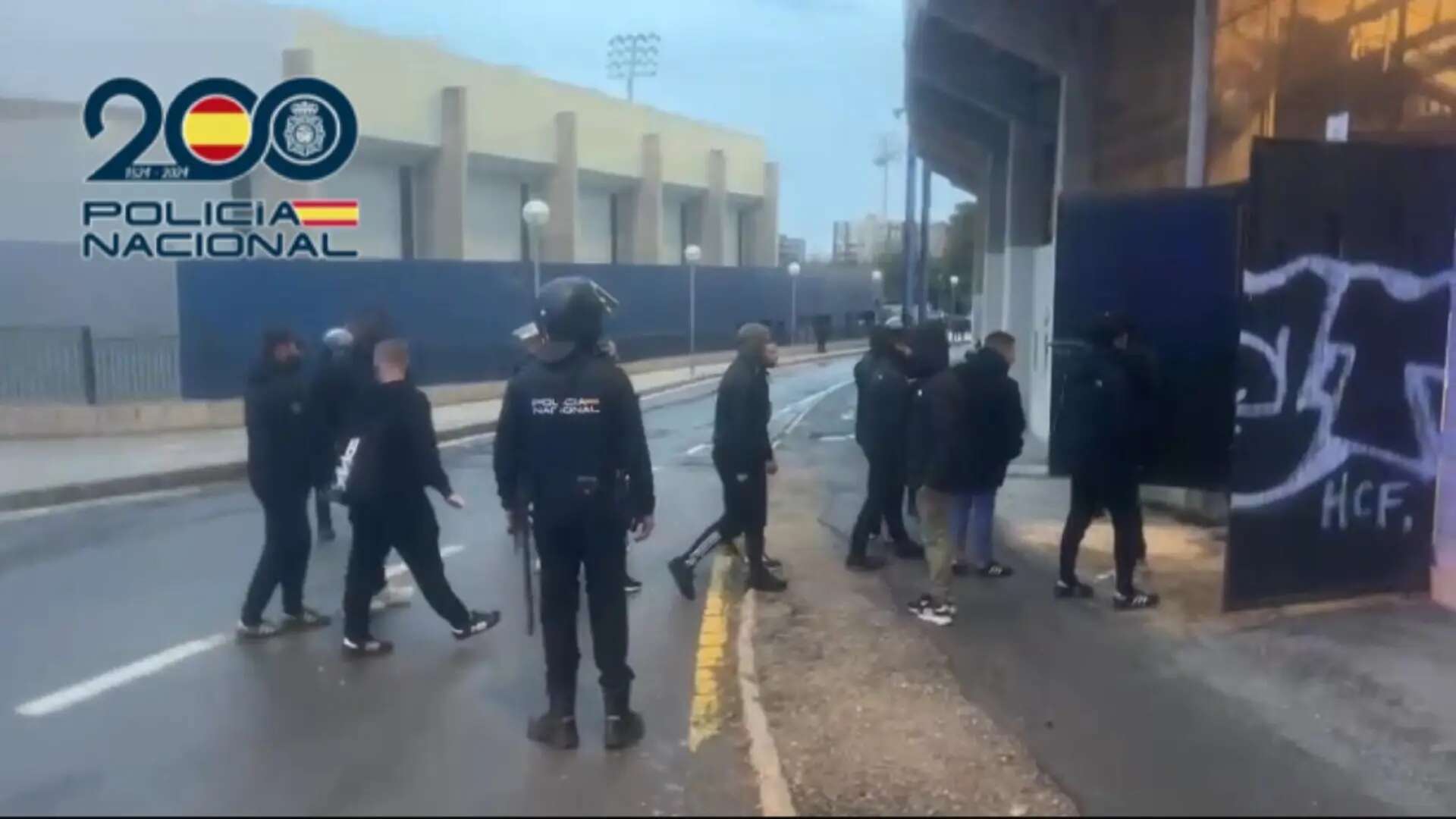 Once detenidos y varios heridos en una pelea con palos y piedras entre ultras del Hércules y Recreativo