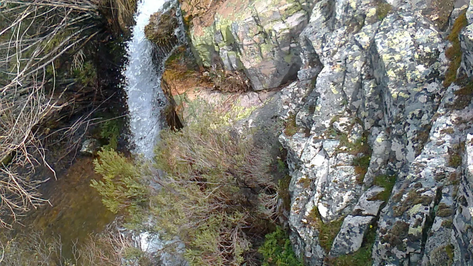 La espectacular ruta por un valle escondido de bonitas cascadas y arroyos considerado una microrreserva