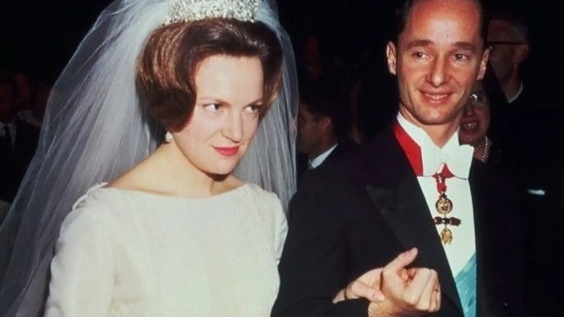 La polémica boda de un Borbón que se celebró donde está enterradoel papa Francisco