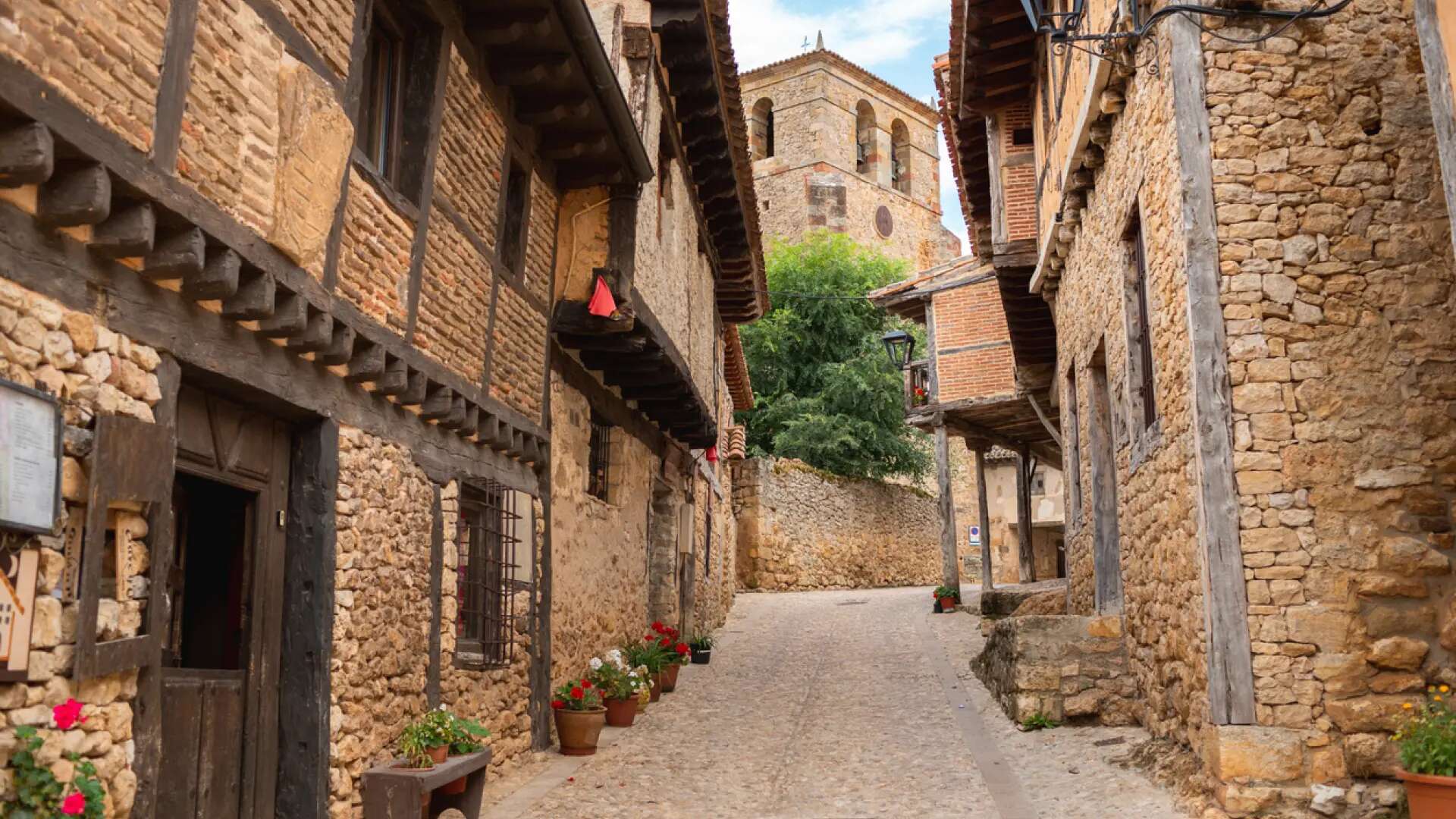 Un paseo por la España medieval en este bello pueblo de Castilla y León