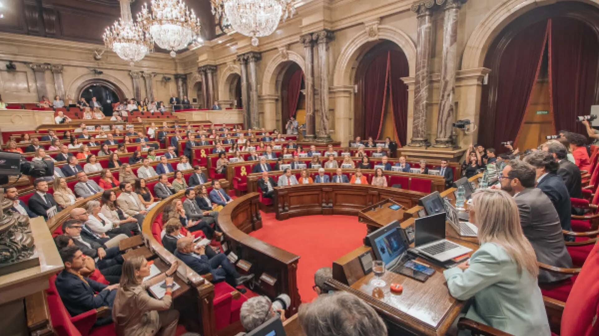 El Parlament debate este jueves la reforma del reglamento de la cámara para aceptar el voto telemático