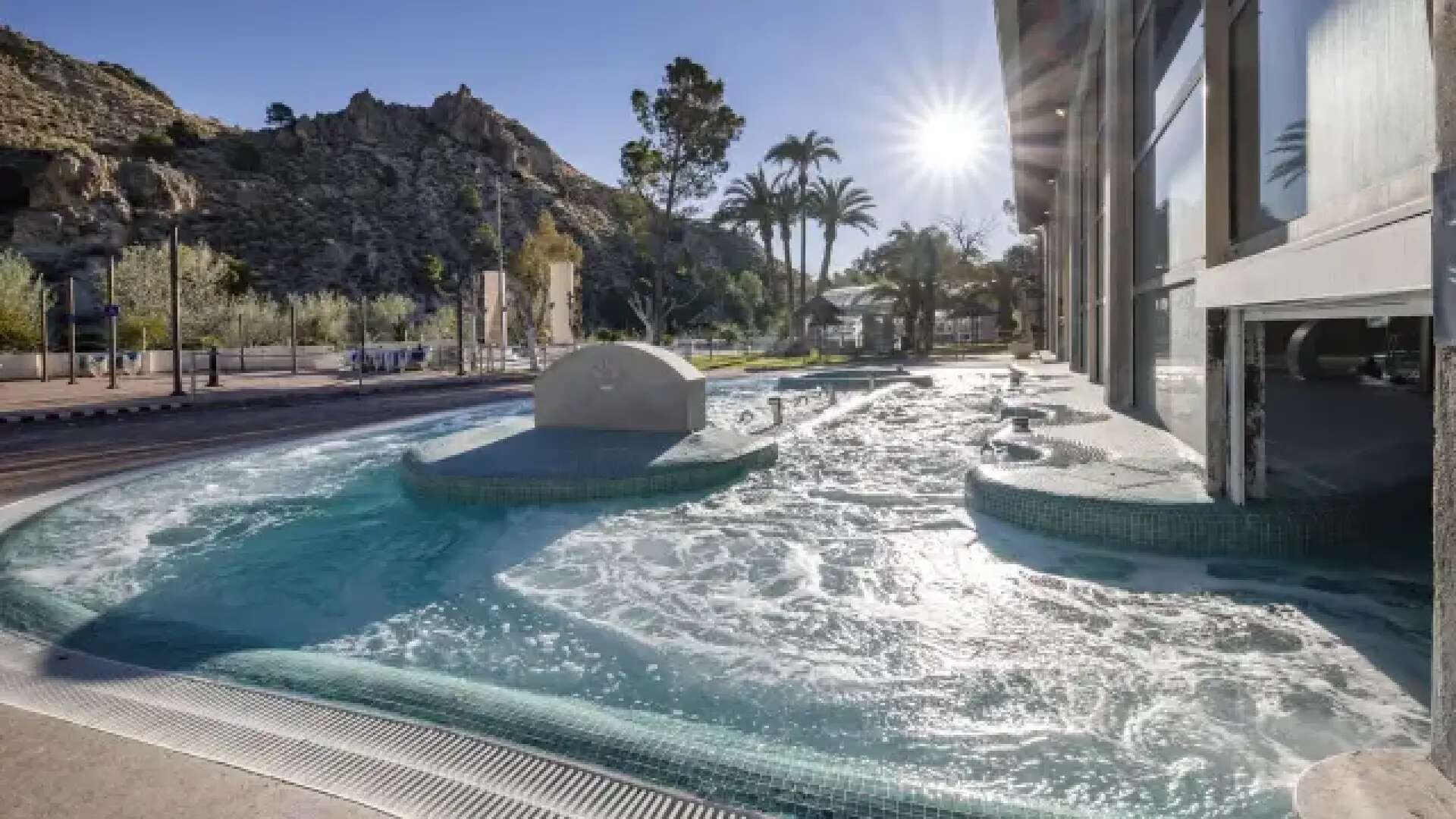 El pueblo de Murcia bañado por un río y con aguas termales conocidas desde la época romana