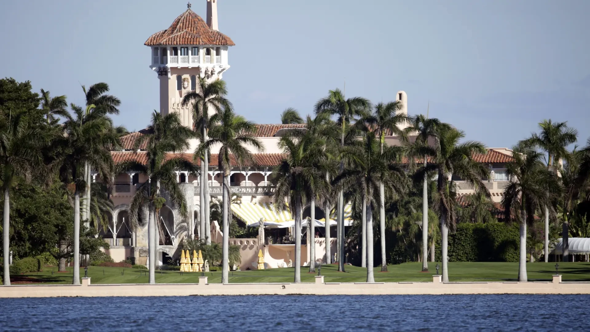 Arrestan a un hombre por allanar Mar-a-Lago para 